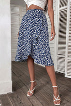 Load image into Gallery viewer, Ditsy Floral Ruffled Skirt