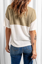 Load image into Gallery viewer, Colorblock Short Sleeve Knit Top