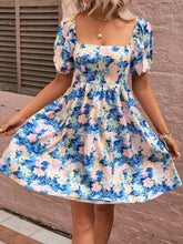 Load image into Gallery viewer, Floral Square Neck Puff Sleeve Dress