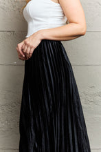 Load image into Gallery viewer, Accordion Pleated Flowy Midi Skirt