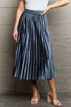 Load image into Gallery viewer, Accordion Pleated Flowy Midi Skirt