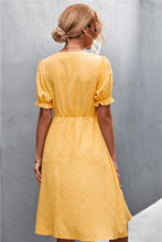 Load image into Gallery viewer, Polka Dot Puff Sleeve Dress